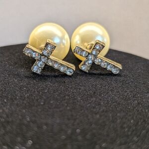 Adorable Rhinestone Cross And Faux Pearl Reversible Earrings Pierced